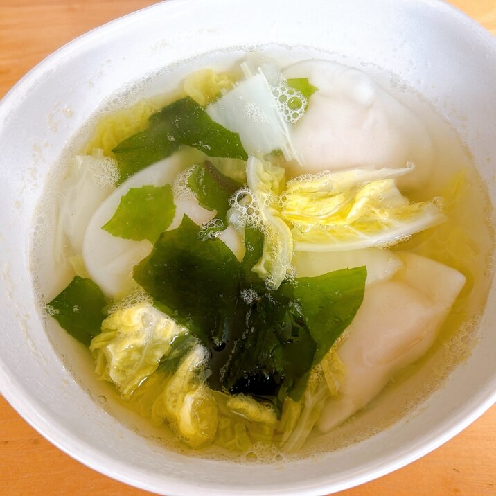白菜と水餃子のスープ